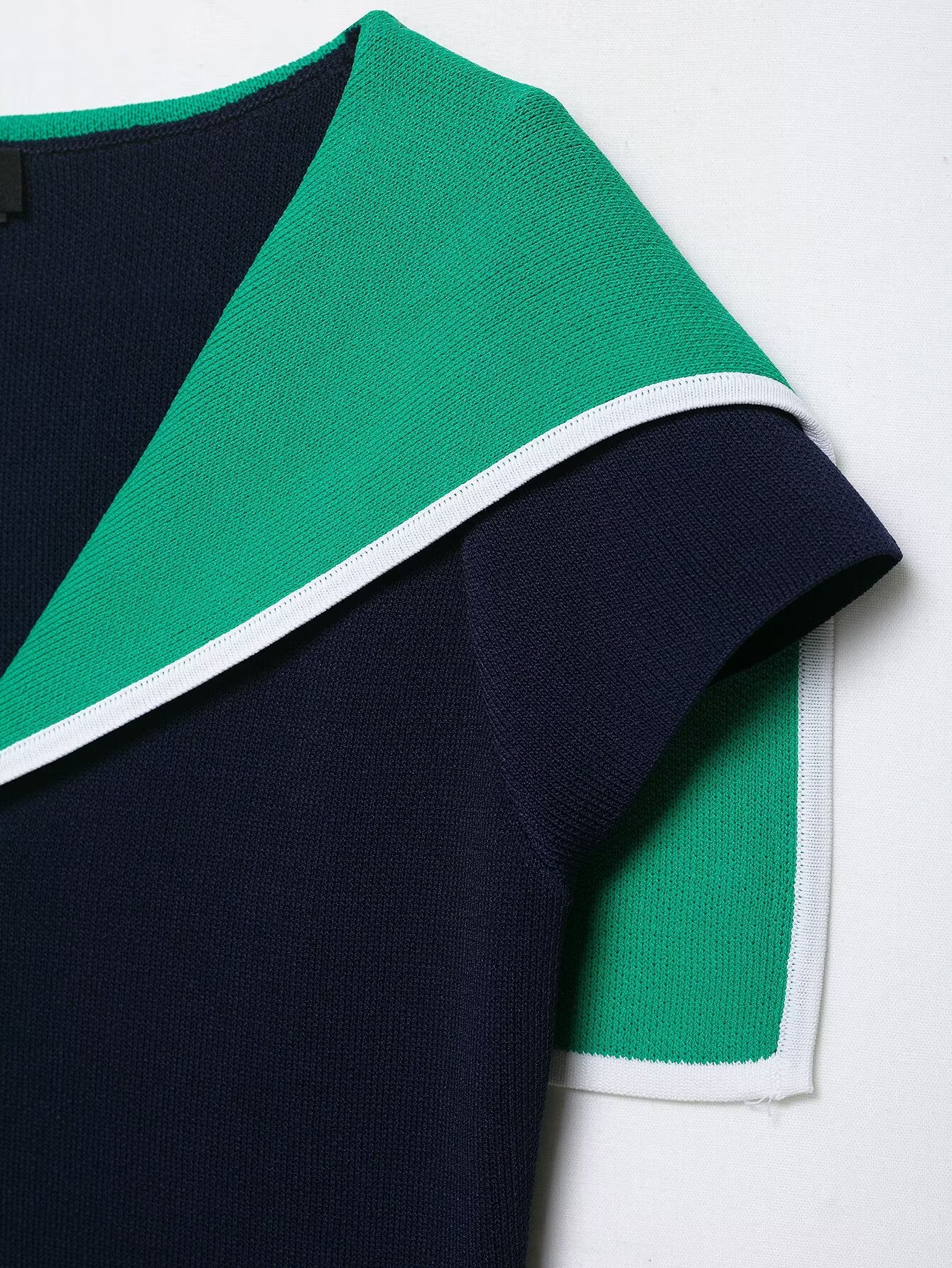 Colorblock Knitted Crop Top