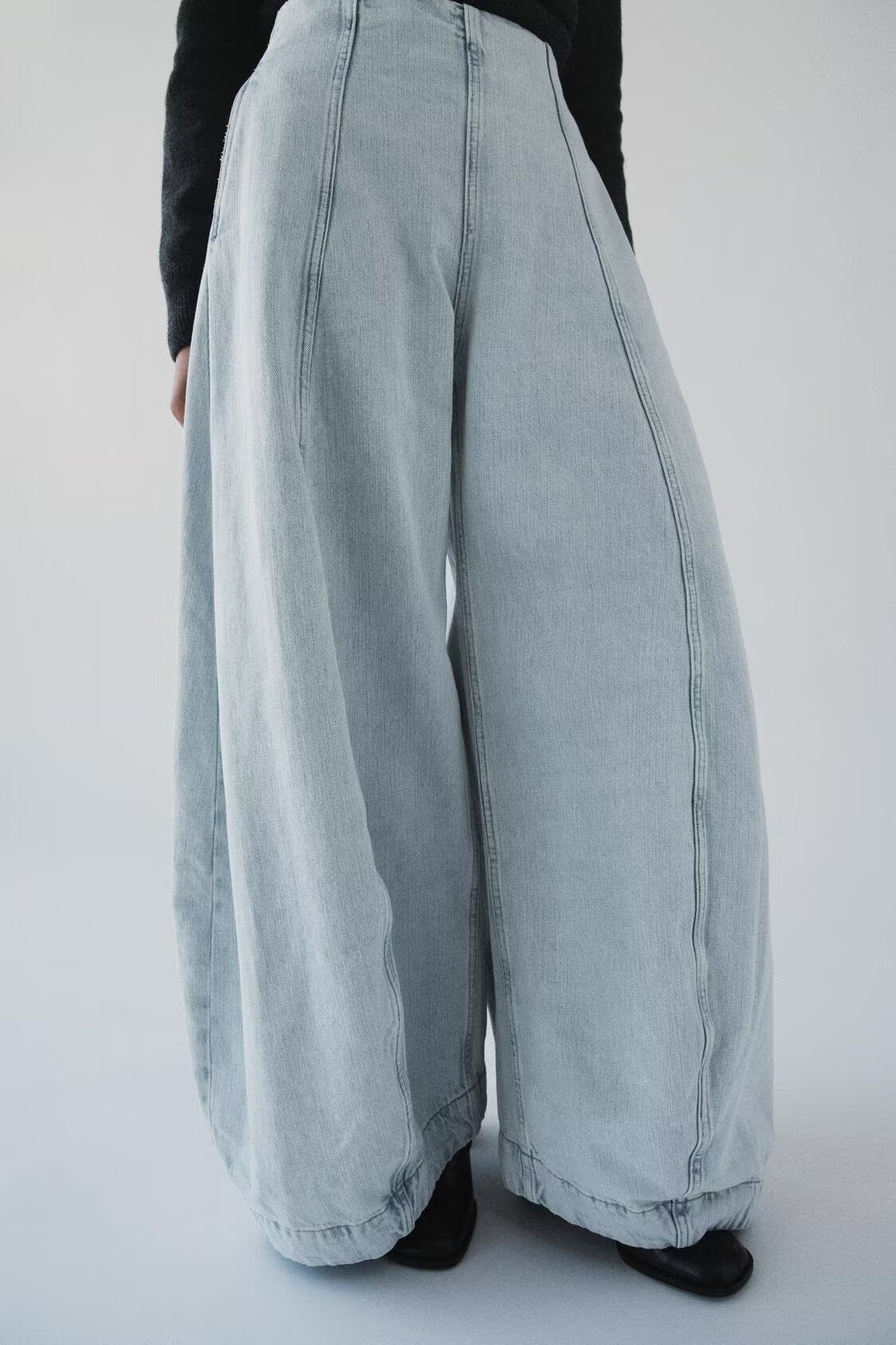 High Waist Balloon Jeans
