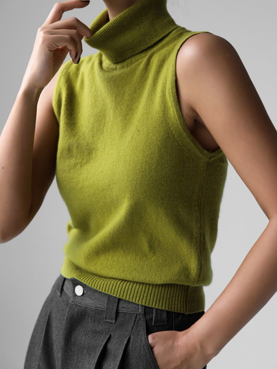Sleeveless Turtleneck Knit Top
