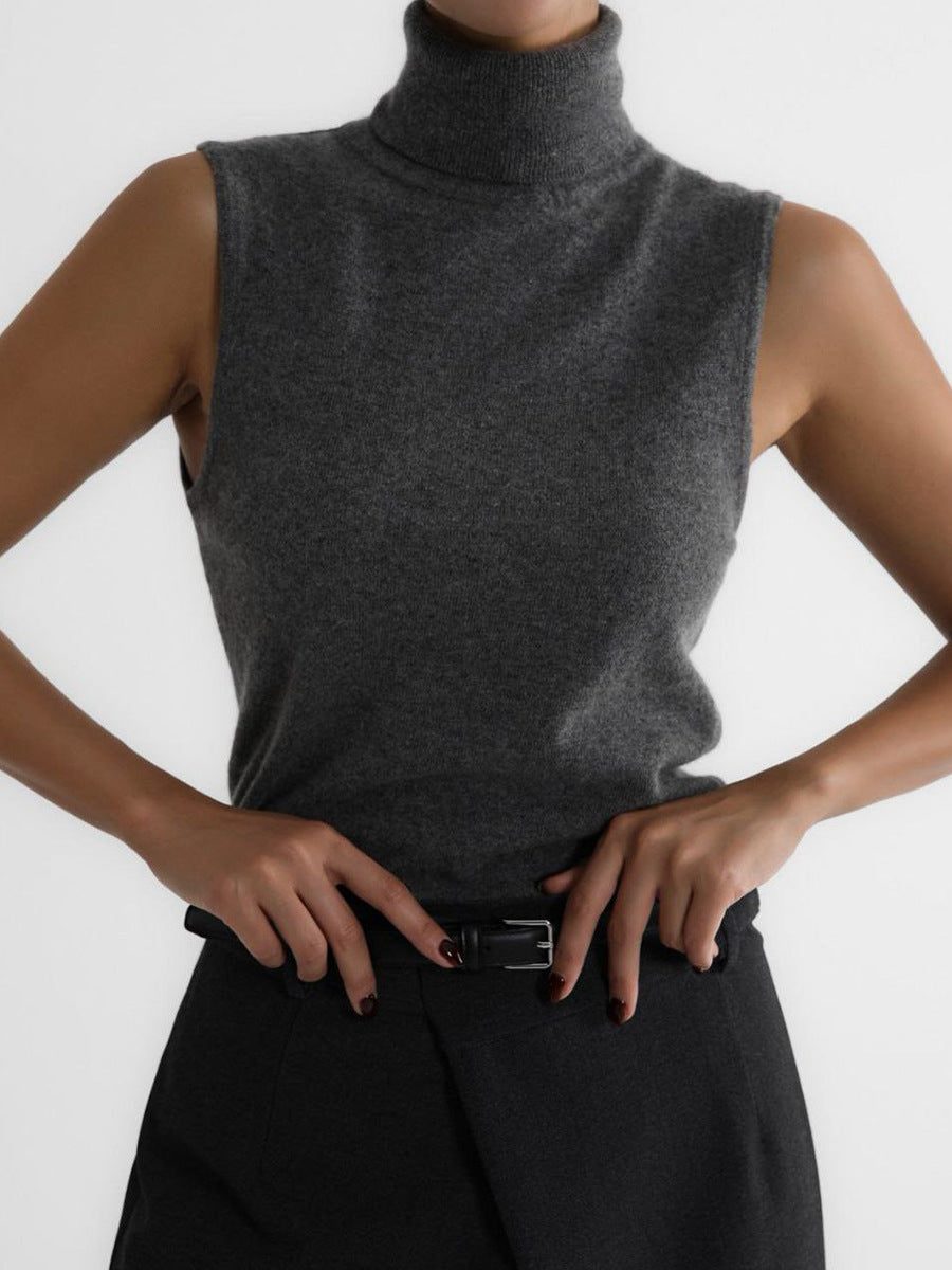 Sleeveless Turtleneck Knit Top