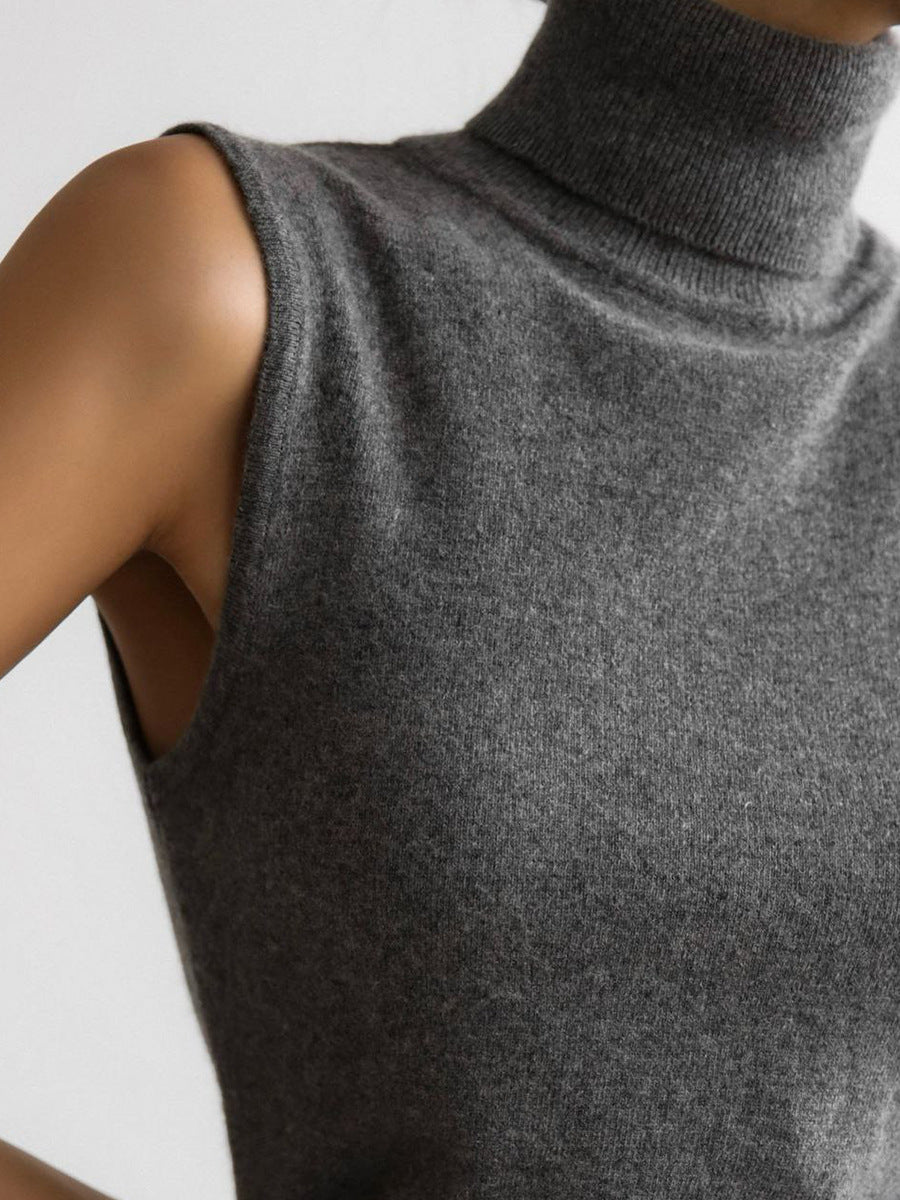Sleeveless Turtleneck Knit Top