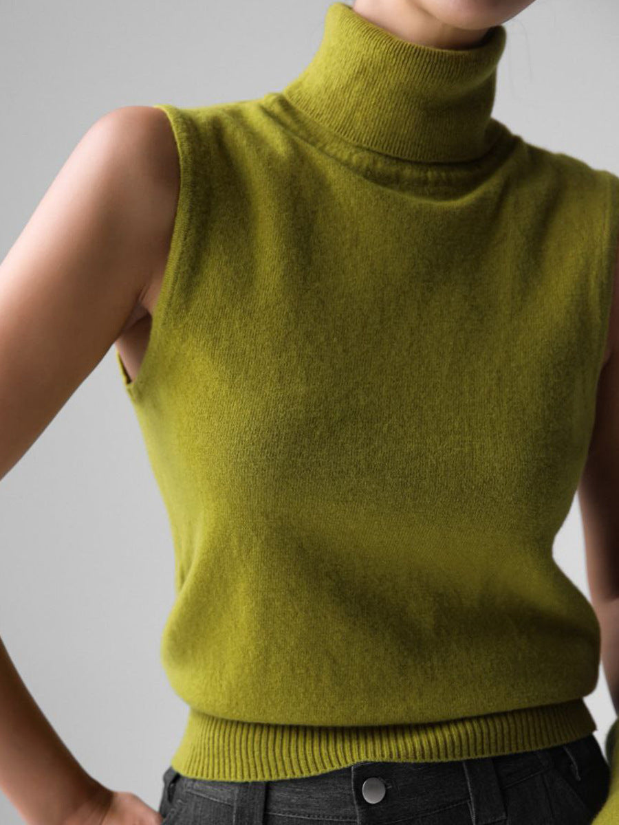 Sleeveless Turtleneck Knit Top