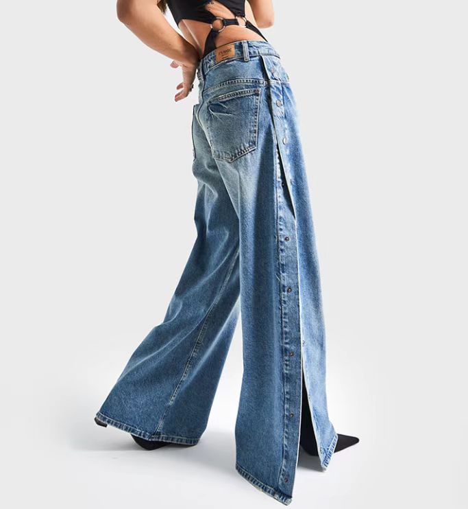 High Waist Buttoned Wide Leg Jeans